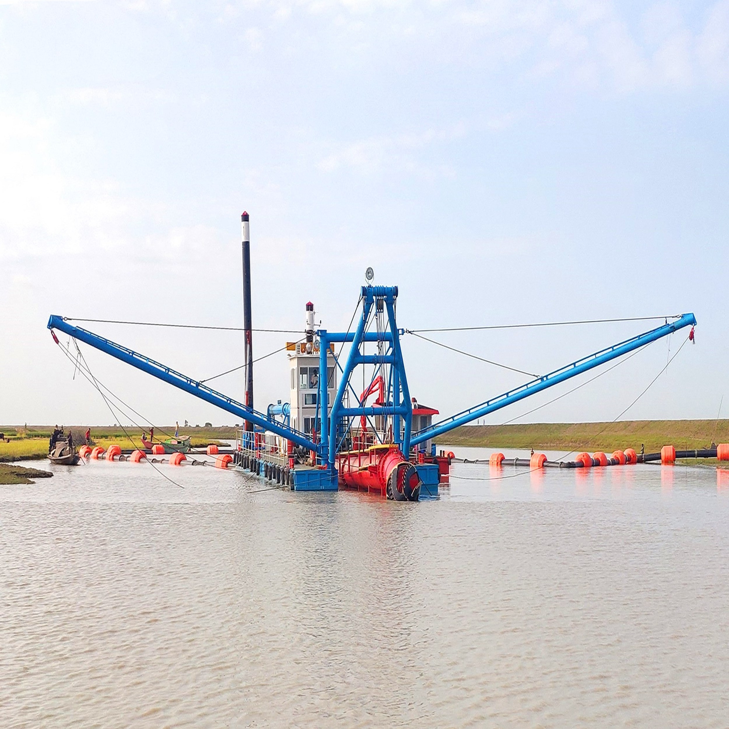 Cutter suction dredger with factory price sand suction dredger for dredging /small dredging boat for sale dredging