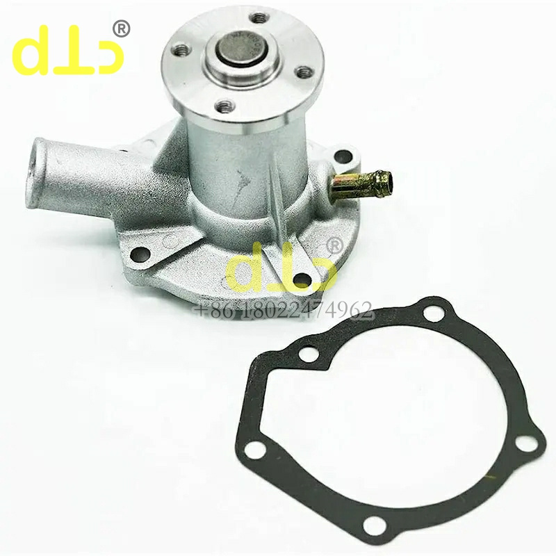 Excavator Spare Parts Water Pump 15534-73030 for Kubota D750 D850 D950 B1550 V1100 V1200 Z500 Z600 B5200D Engine