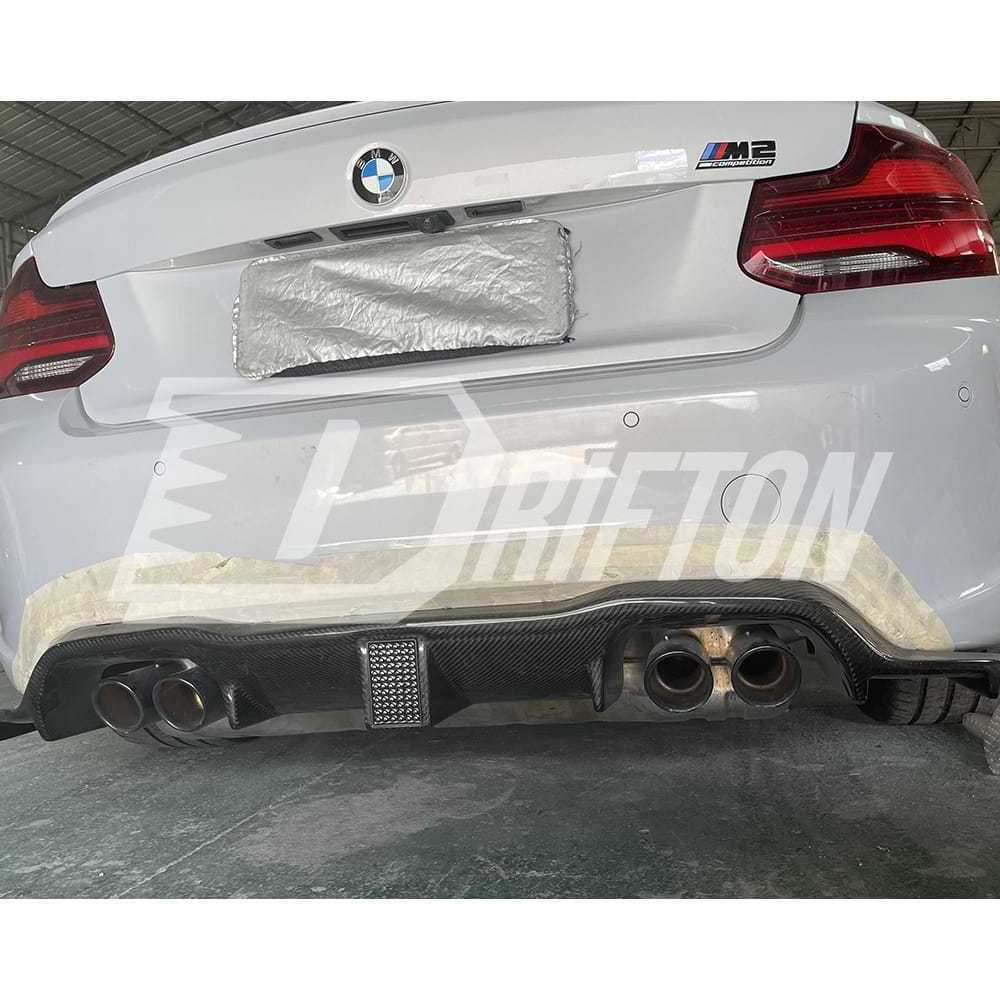 KT Style LED Brake Light Rear Diffuser For BMW F87 M2 M2C  Dry Carbon Fiber Body Kit