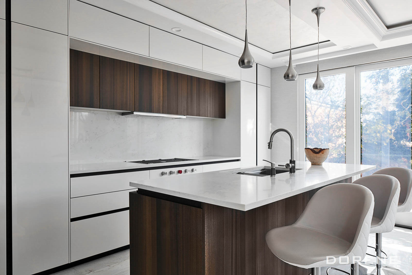Dorene Modern Kitchen Cabinets with Oak Wood Veneer Solid Wood Slide ...