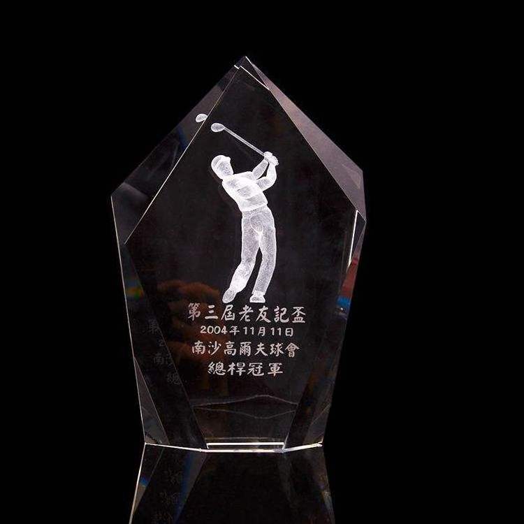 Honor of crystal Manufacturer New Design Golf Ball 3d Laser Engraved Trophy Crystal Award Trophy