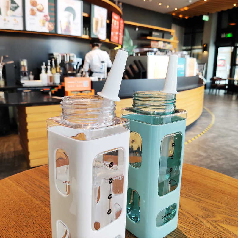 hot  Bear Pastel Water Bottle With 3d Sticker 700ml/900ml Plastic Travel Tea Juice Milk Portable Cute Shaker Drink Bottle Gift