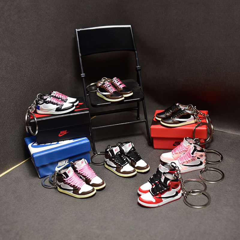 Wholesale Pvc Basketball Key Ring Set With Box And Bag Mini Sneaker 3D  Shoe Keychains Bulk