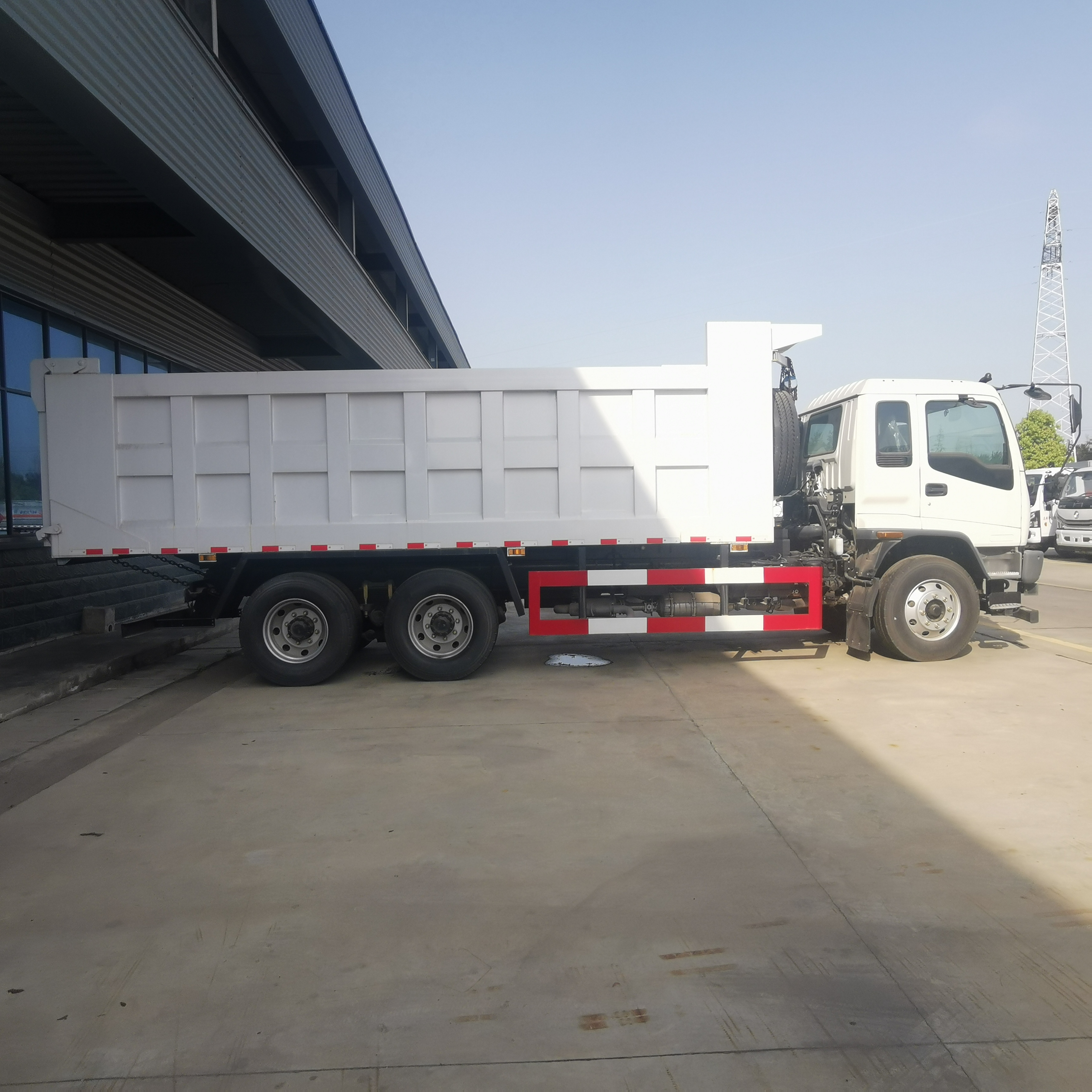 Ethiopia ISU ZU 6x4  20 Cubic Meter 10 Wheel Tipper Truck Mining Dump Truck for Sale Used and New Diesel Engine Unit Gross