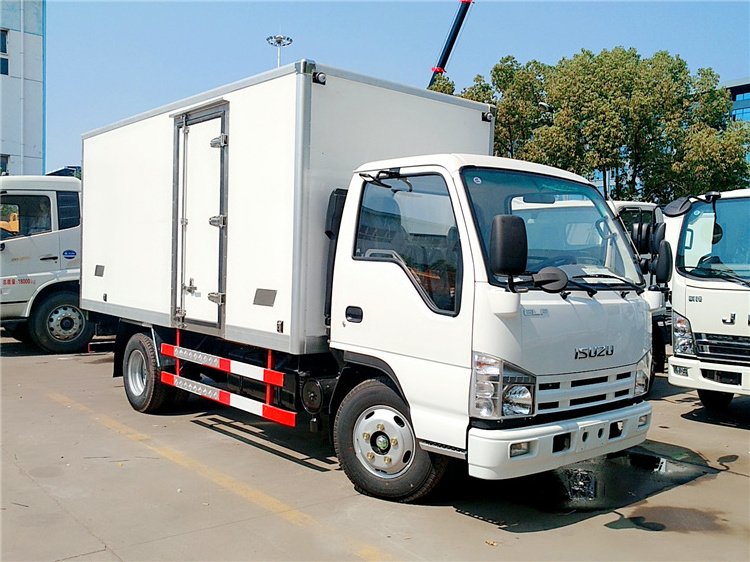 1suzu 2 3 4 5 6 7 8 10 Ton Refrigerated Freezer Foton Mini Refrigeration Small Refrigerator Van Box Truck for Meat and Fish