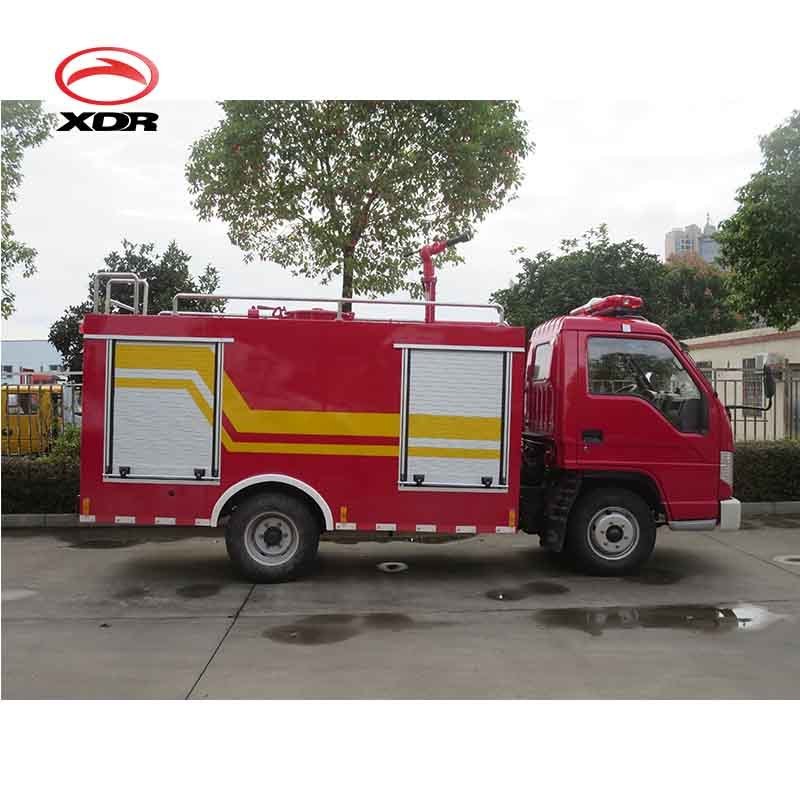 Euro3 Foton mini fire truck 2000L fire fighting truck single cab fire engine price