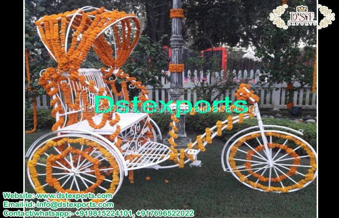 Cinderella Wedding Carriage for Photography, Decorative Carriage for Wedding Shoot, Exclusive Carriage For Wedding Decoration