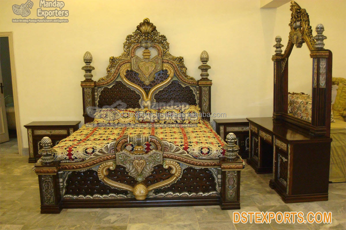 Exotic Indian Beds & Bedroom Furniture Exclusive Golden Upholstery Bedroom Furniture Set Luxury King Bedroom 5 Piece Furniture