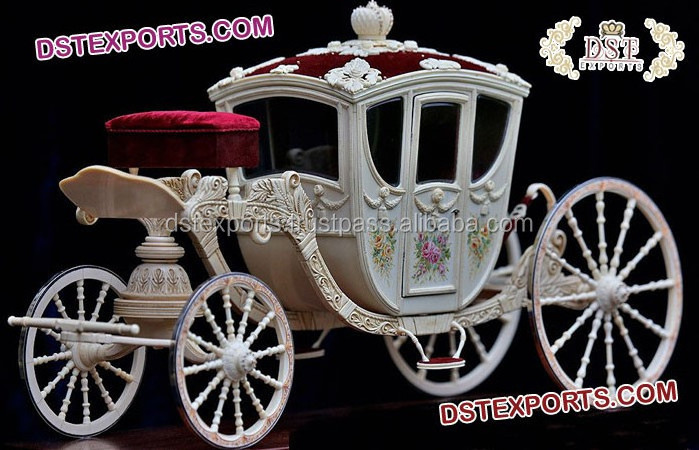 Pumpkin Style Gold Metal Cinderella Carriage  Queen Weeding Theme Cinderella Buggy  Heart Design Royal Cinderella Carriage