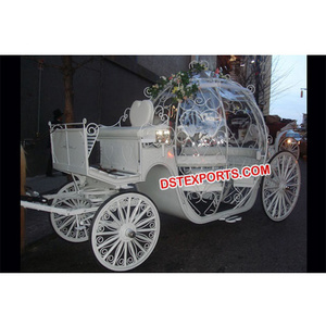 Lovely Cinderella Horse Drawn Carriage  Wedding Pumpkin Style Horse Buggy Beautiful Cinderella Carriages for Sale