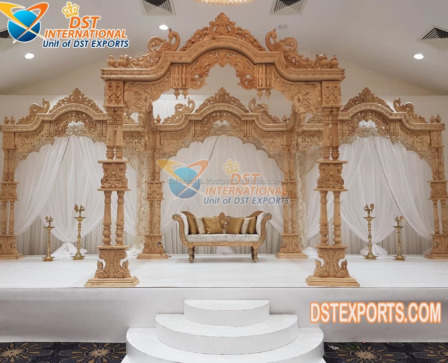 Classy Hindu Wedding Ceremony Wooden Mandap Ravishing Round Wooden Mandap for Weddings Top Indian Wedding Wood Mandaps Designs