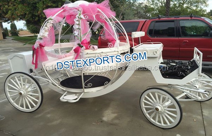 Luxury Wedding Golden Cinderella Carriage  European Style Wedding Cinderella Buggy Small Wedding Golden Cinderella Carriage