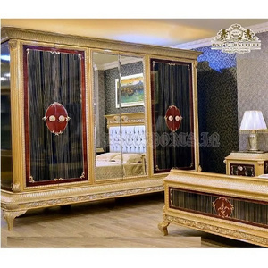 Mexican Style Elegant Theme Bedroom Wardrobe Classic Gold Leaf Carved 4 Door Wardrobe Majestic Master Wardrobe Luxury Villa