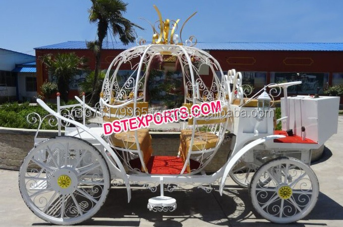 English Wedding Cinderella Carriage Beautiful Cinderella Carriage royal carriage for bride & groom