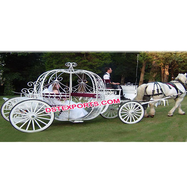 English Wedding Cinderella Carriage Beautiful Cinderella Carriage royal carriage for bride & groom