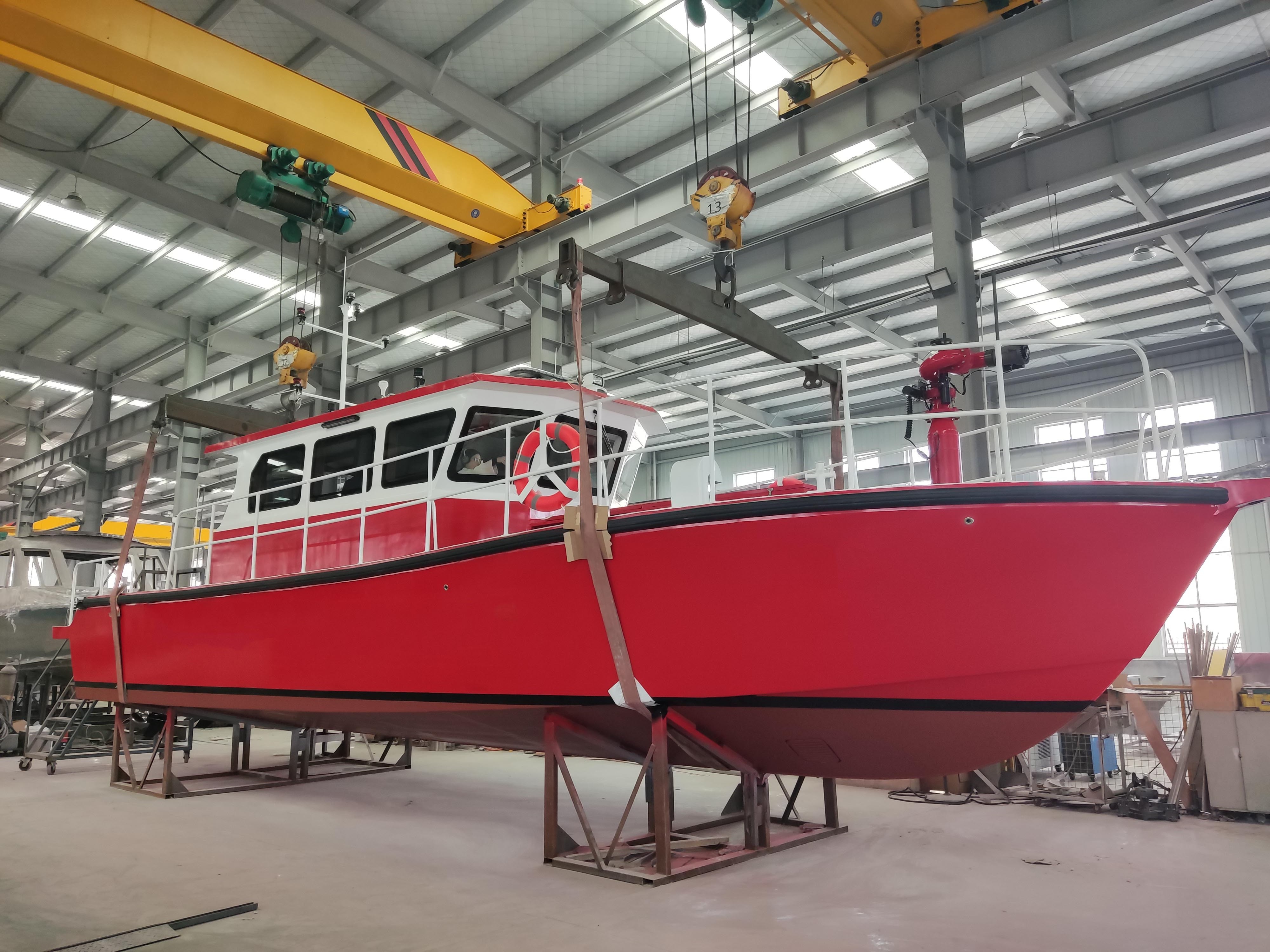 New Long ambulance boat Aluminum Fire Fighting Rescue Work Boats Equipped with Monitor Fire Pump