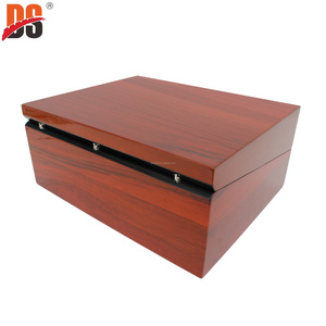 luxury wood lacquer packaging velvet custom bracelet box christmas wooden jewelry box