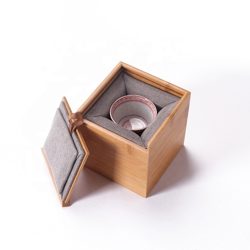 Korea Style  Wood Sake Soju Tea Cup  Gift Box Set, Natural Solid Wooden  Tea Glass Box