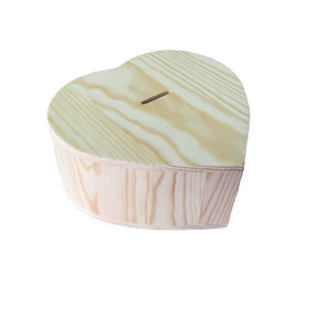 Kids Christmas Gift Wooden  Ring  Box Unfinished Heart Shape Wooden Money Box