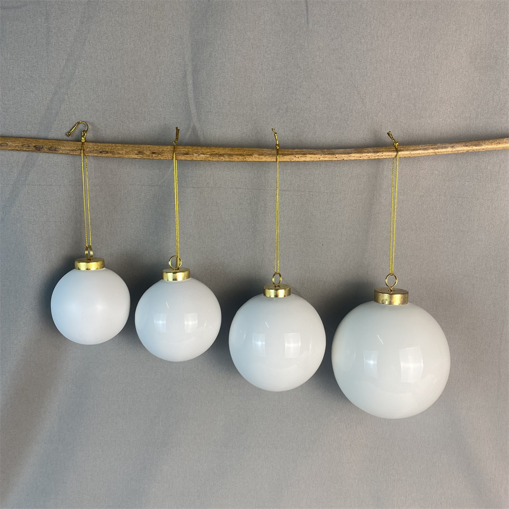 Ceramic Hanging Christmas Baubles for Christmas Tree Decoration