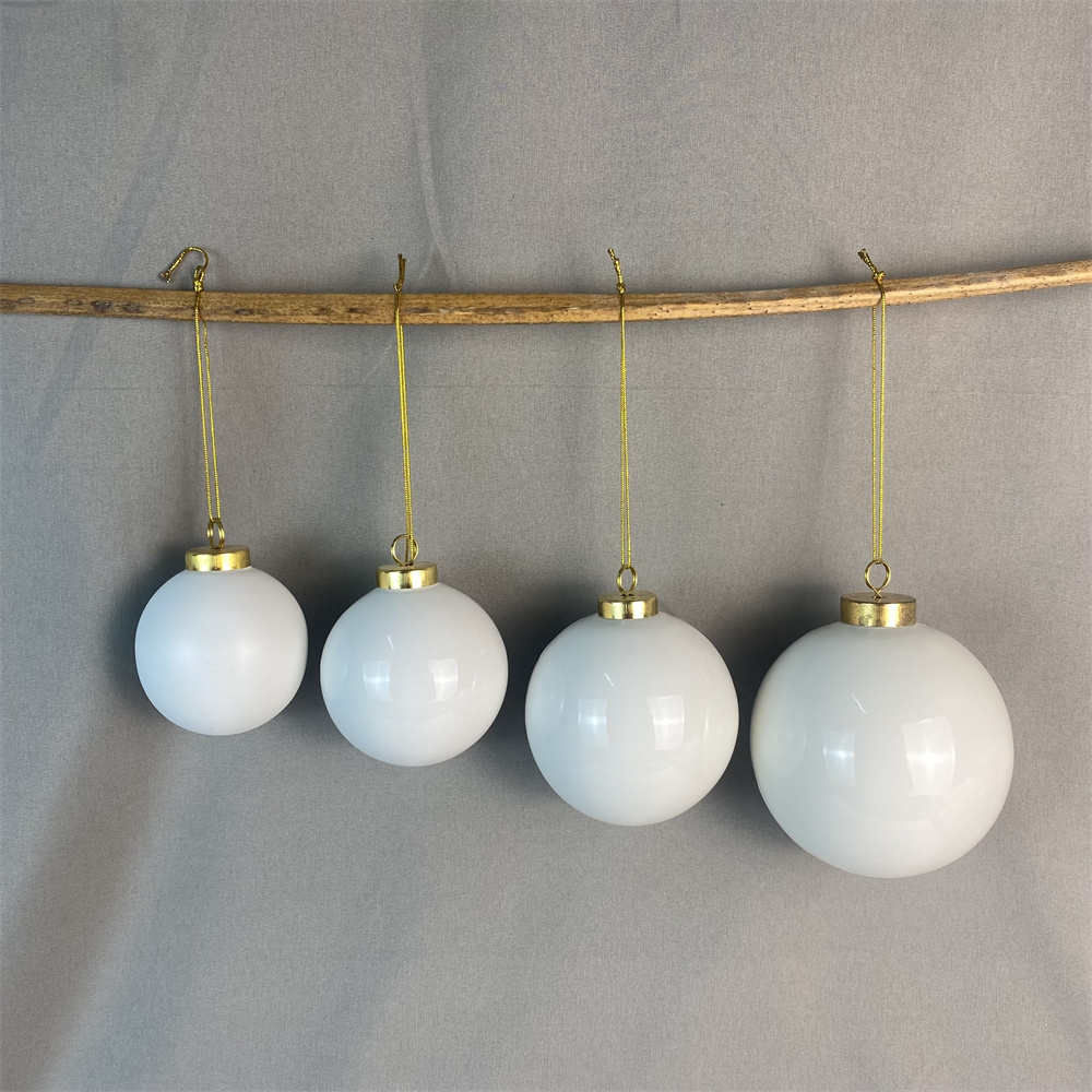 Ceramic Hanging Christmas Baubles for Christmas Tree Decoration