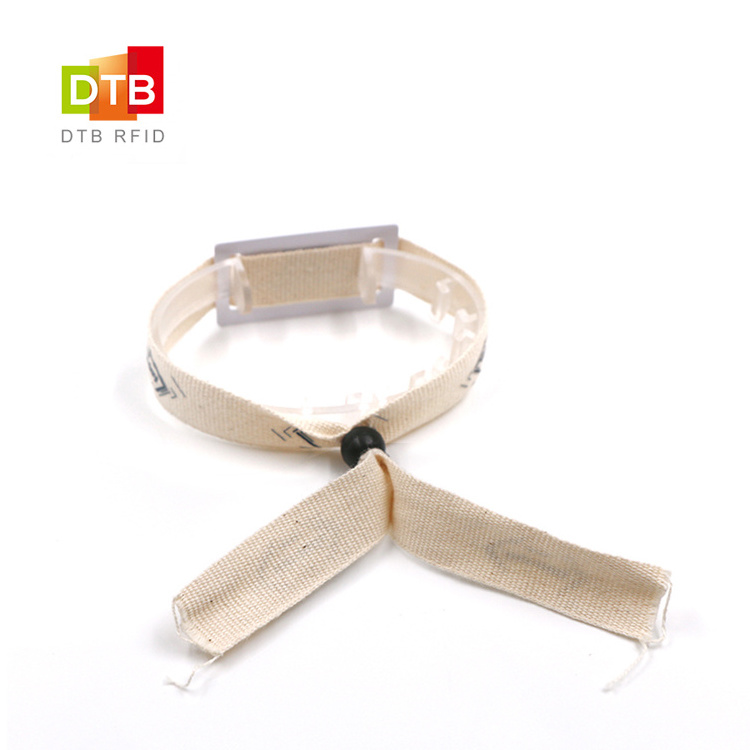 Eco-friendly Bamboo Material Customized Chip NTAG 215 13.56MHz NFC RFID Fabric Woven Wristband For Festival