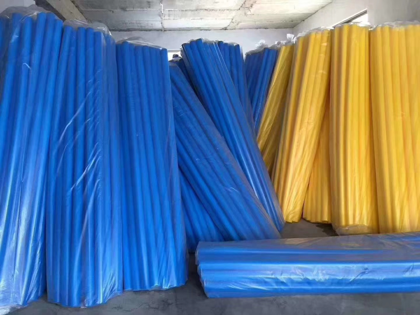 polyethylene foam tube solid epe foam tube for Transport protection and swim flotation