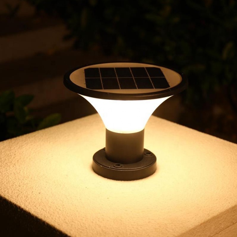 waterproof outdoor sunlight sensor garden fence mount solar powered post cap light