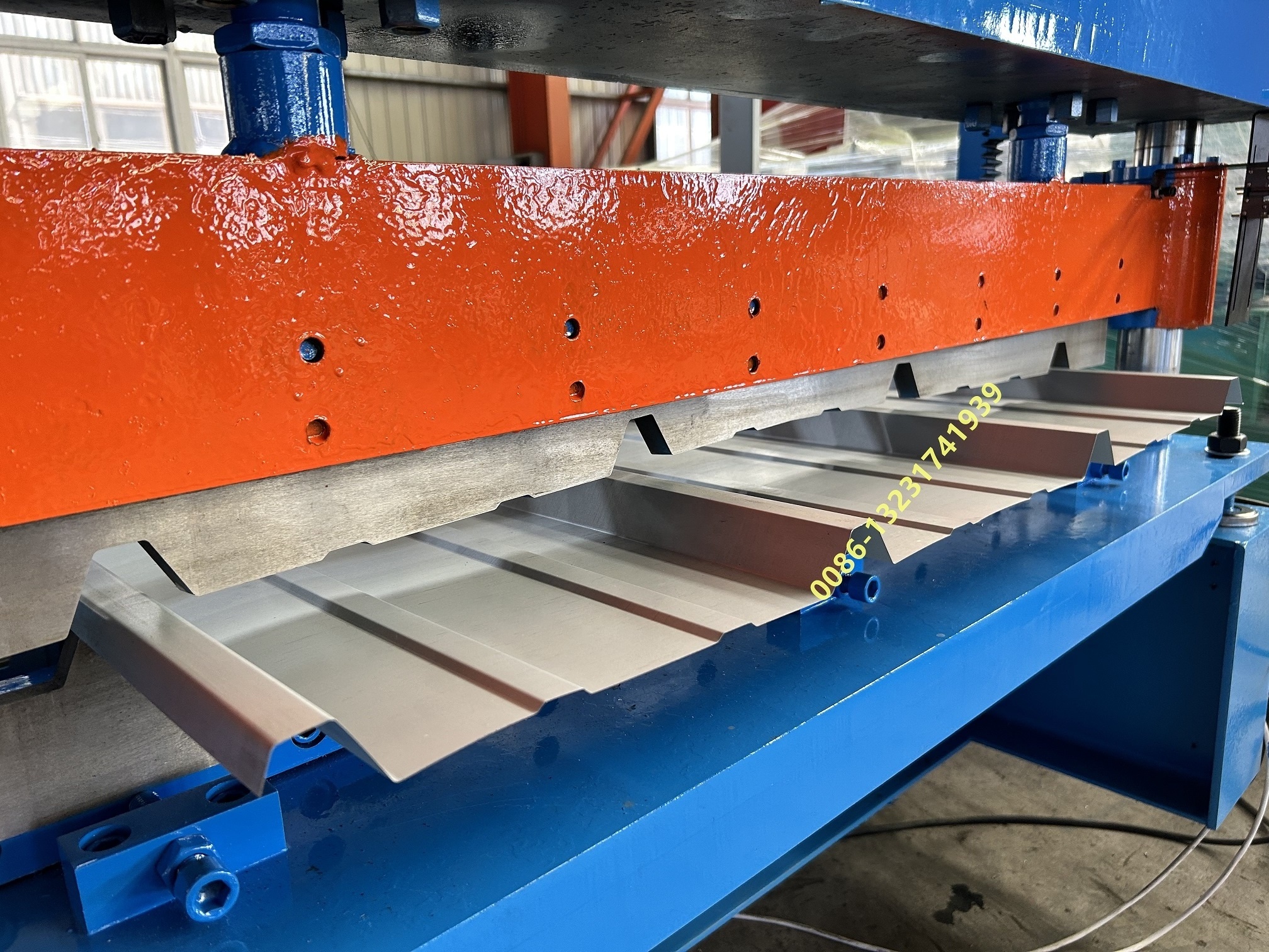 USA used roll forming machine with pre-cutter for making 9'' ultra rib panels PBR panels