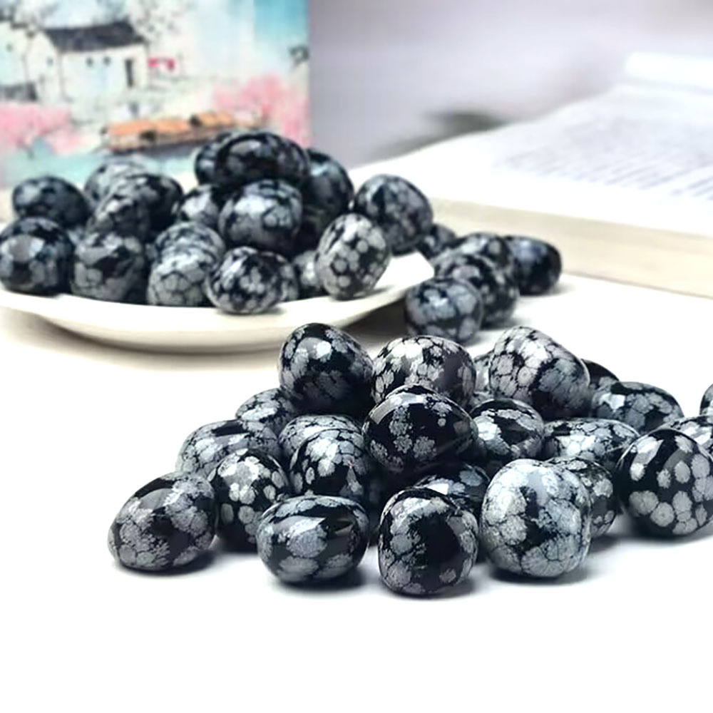 Gemstone tumbles wholesale natural obsidian gemstone polishing snowflake obsidian tumbled stone