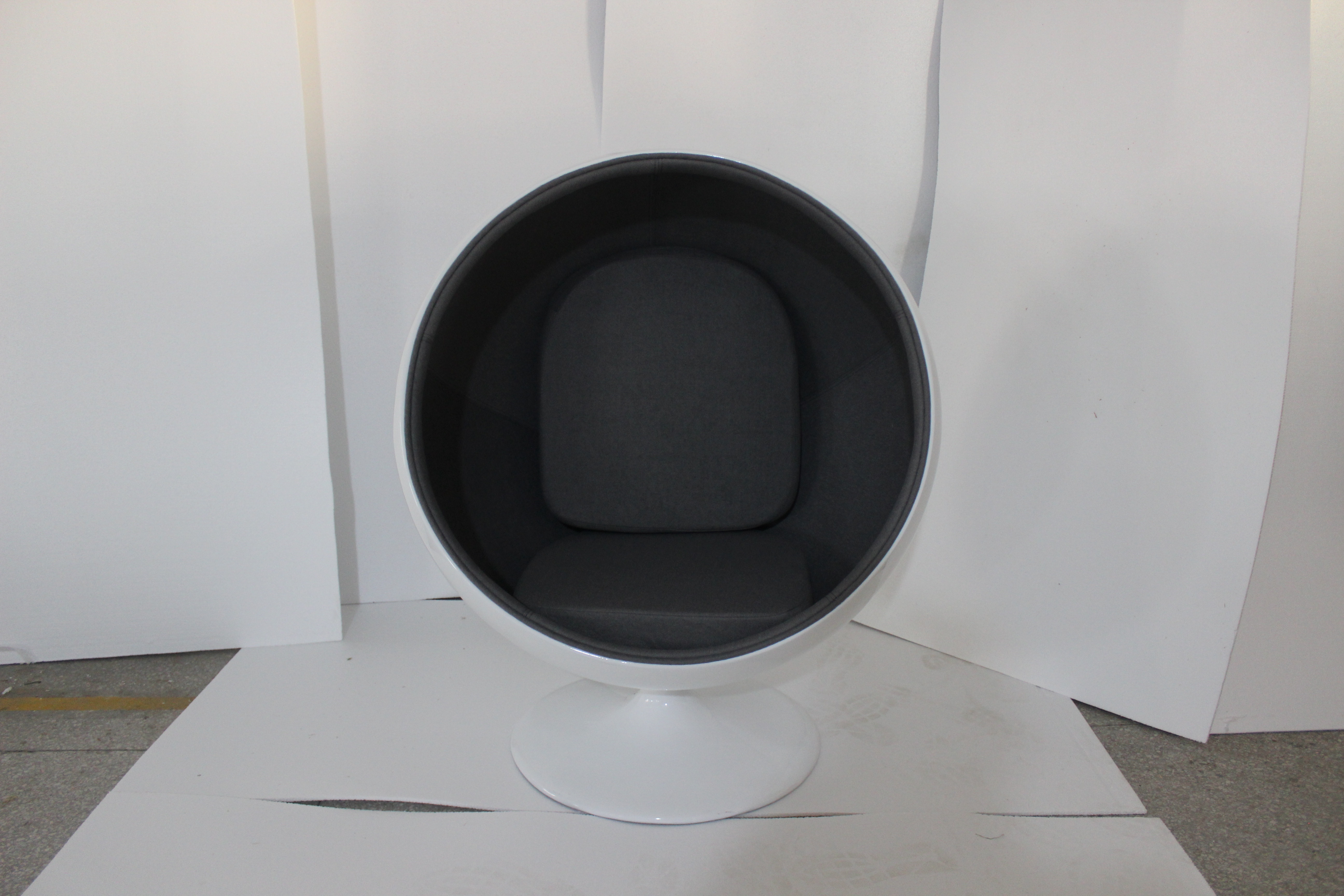 Modern Egg Pod Chair