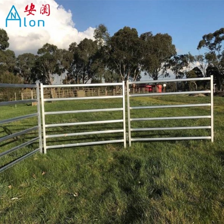 Free standing heavy duty cattle yard panels with a wing gate