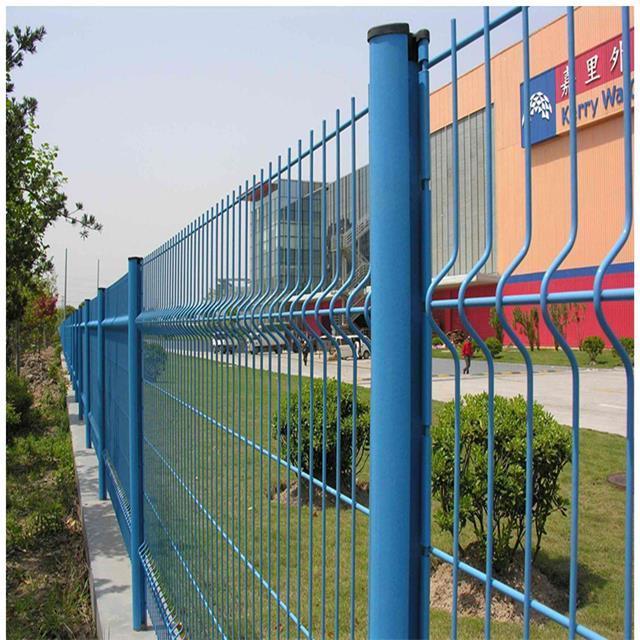 High quality China factory peach post round post 3D fold  welded wire mesh fence panel used for home garden  road side.