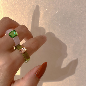 Fashionable Transparent Gemstone Acrylic Rings Candy Color Square Crystal Resin Finger Rings For Girls