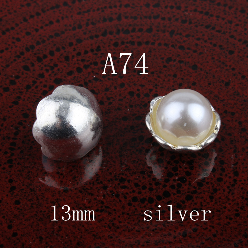 Vintage Handmade Mini Round Metal Rhinestone Button Alloy Crystal Flatback Flower Pearl Buttons for Hair accessories