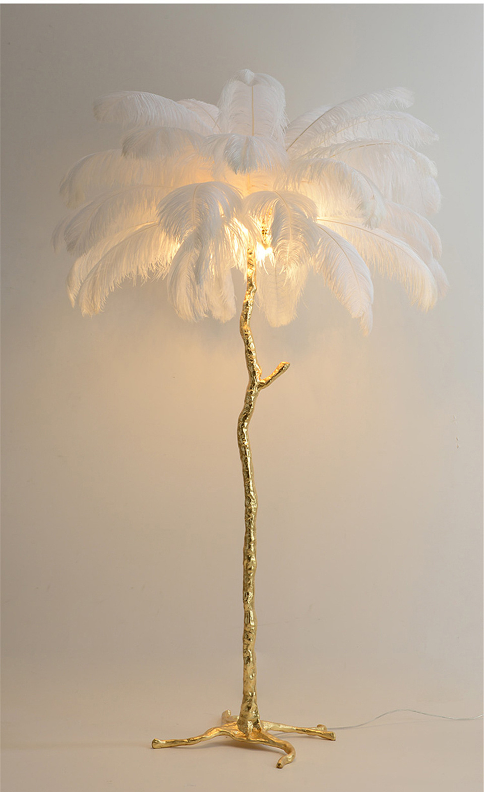 Living Room Corner Resin Tree Flooring Ostrich Feather Stand LED Floor Lamp