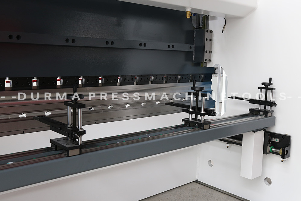 Durmapress Panel Bender Center 2500MM Sheet Metal CNC Press Brake Bending Machine