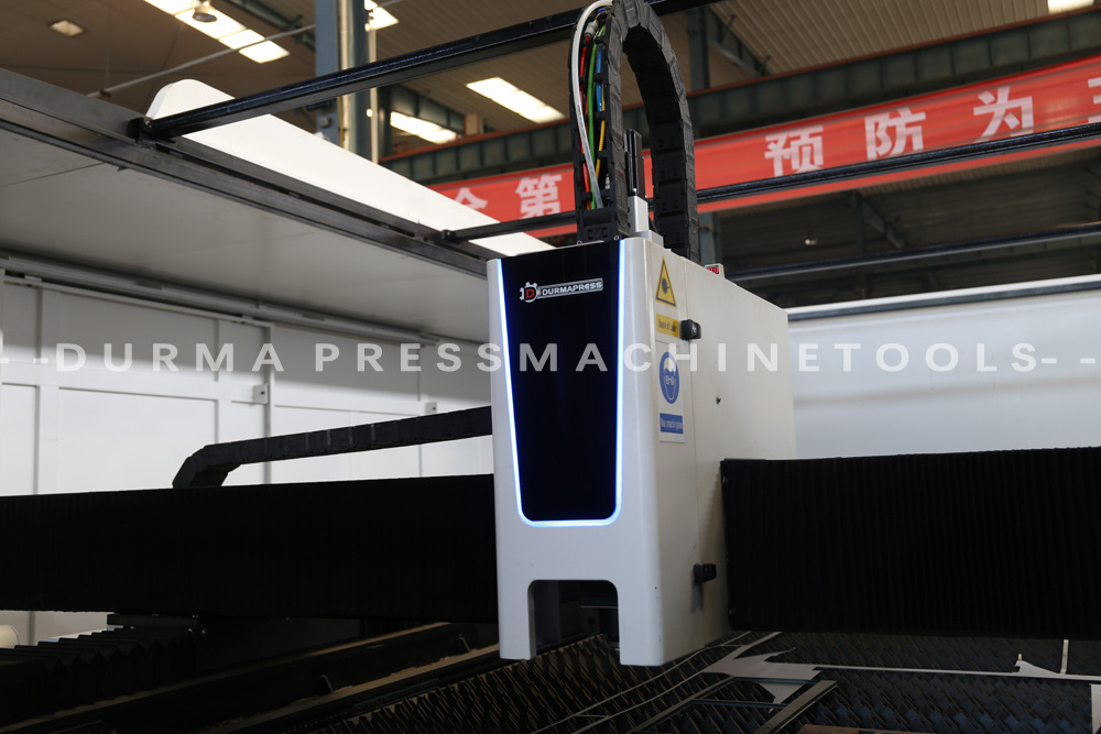 3015 fiber laser cutting machine carbon fiber fabric cutting machine lpg fiber laser cutting machine