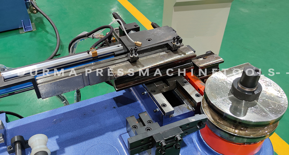 Electric Pipe Bending Machine DW CNC Series Tube Bending Machines