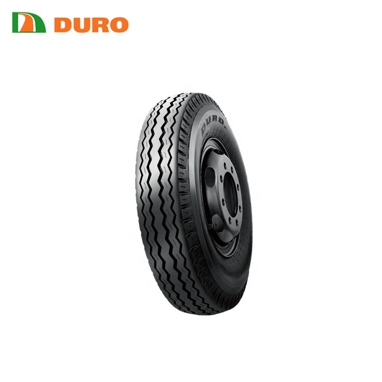 Long distance driving 9.00 20 bias truck tire