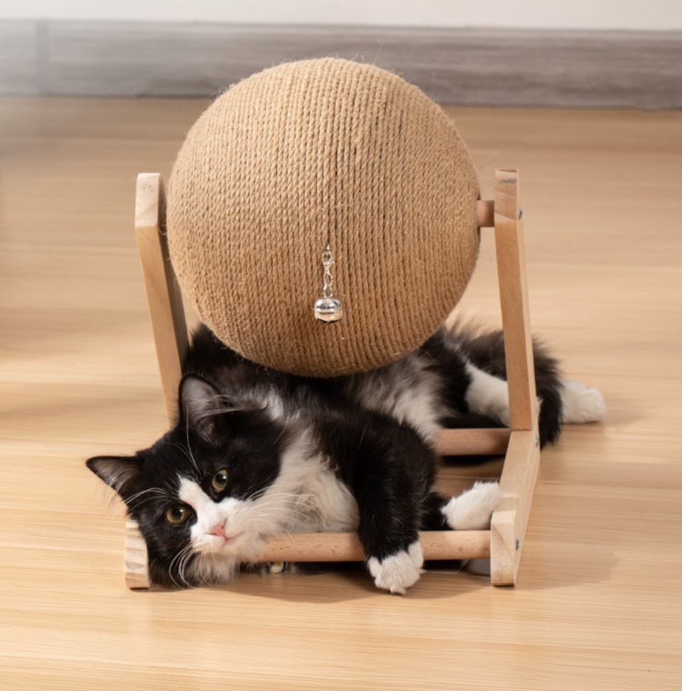 Cat scratching board wooden cat scratching ball pet grinding claw hand wrapped sisal rope climbing frame cat scratching board