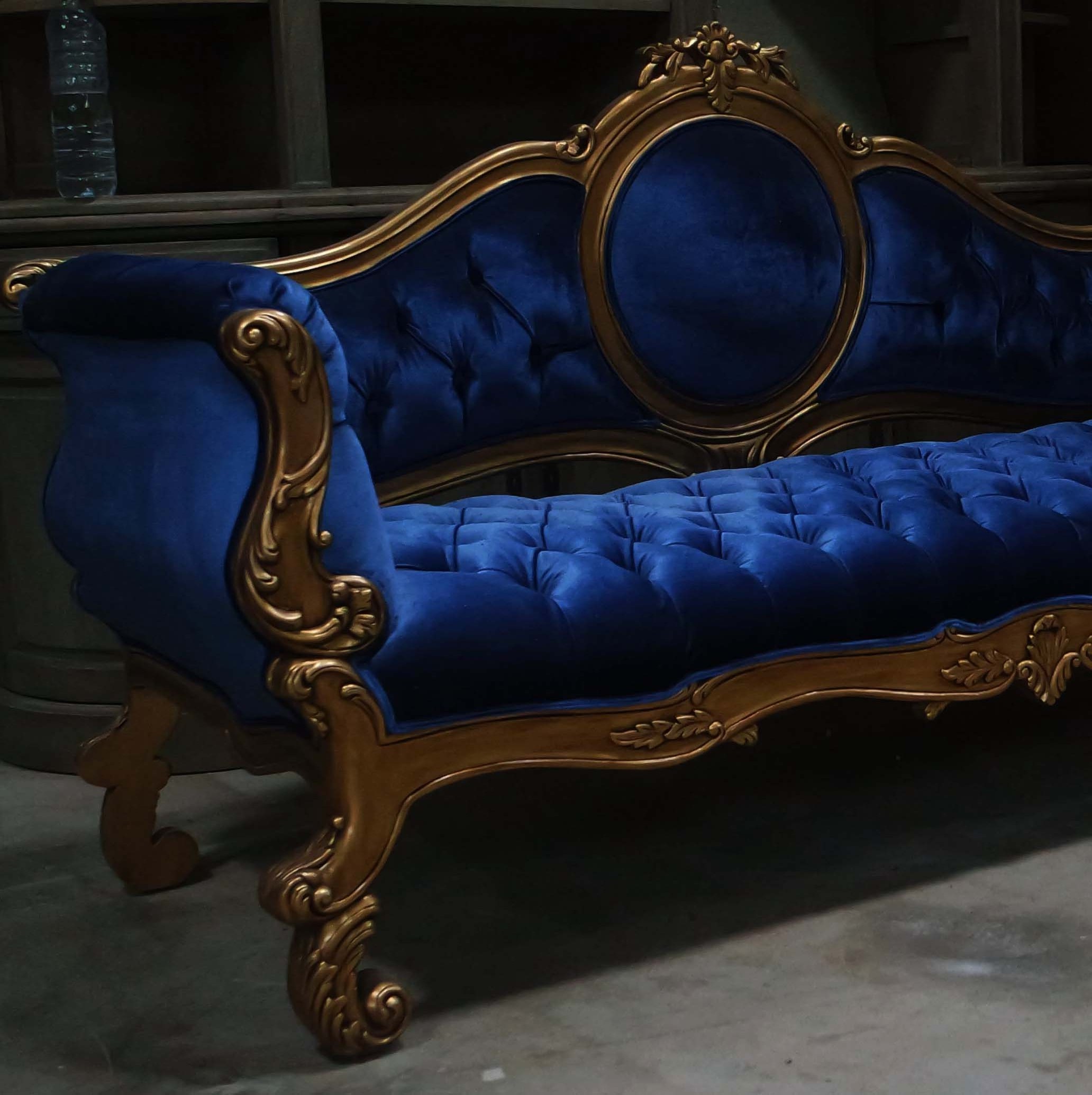 FRENCH LUXURY ROYAL CARVED SOFA FURNITURE