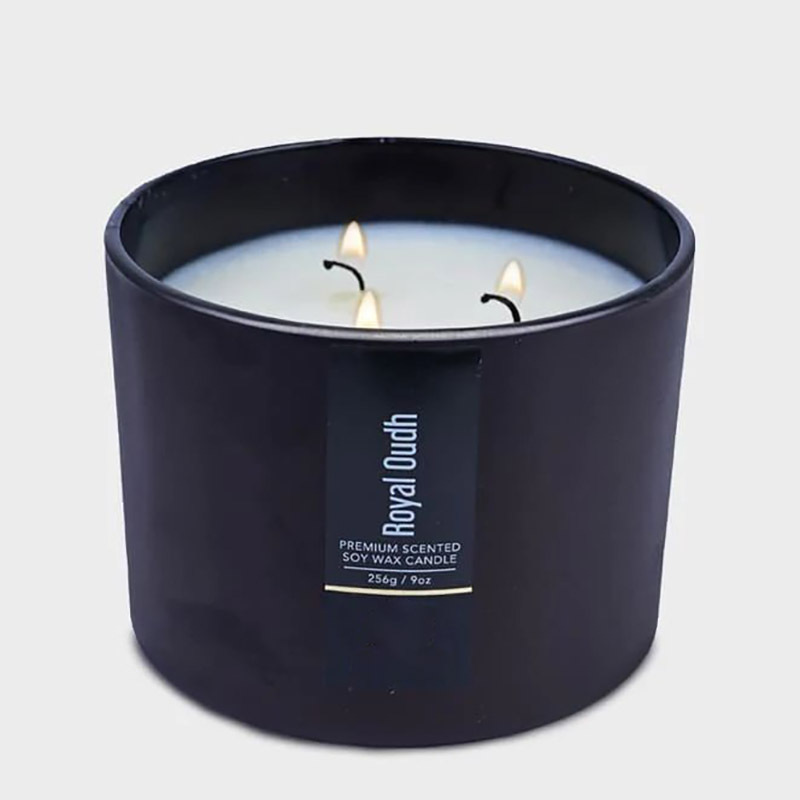 Luxury Private Label Matte Black Aromatherapy Fragrance Bergamot Oudh Sandalwood 3 Wicks Soy Candles Scented For Intense Aroma