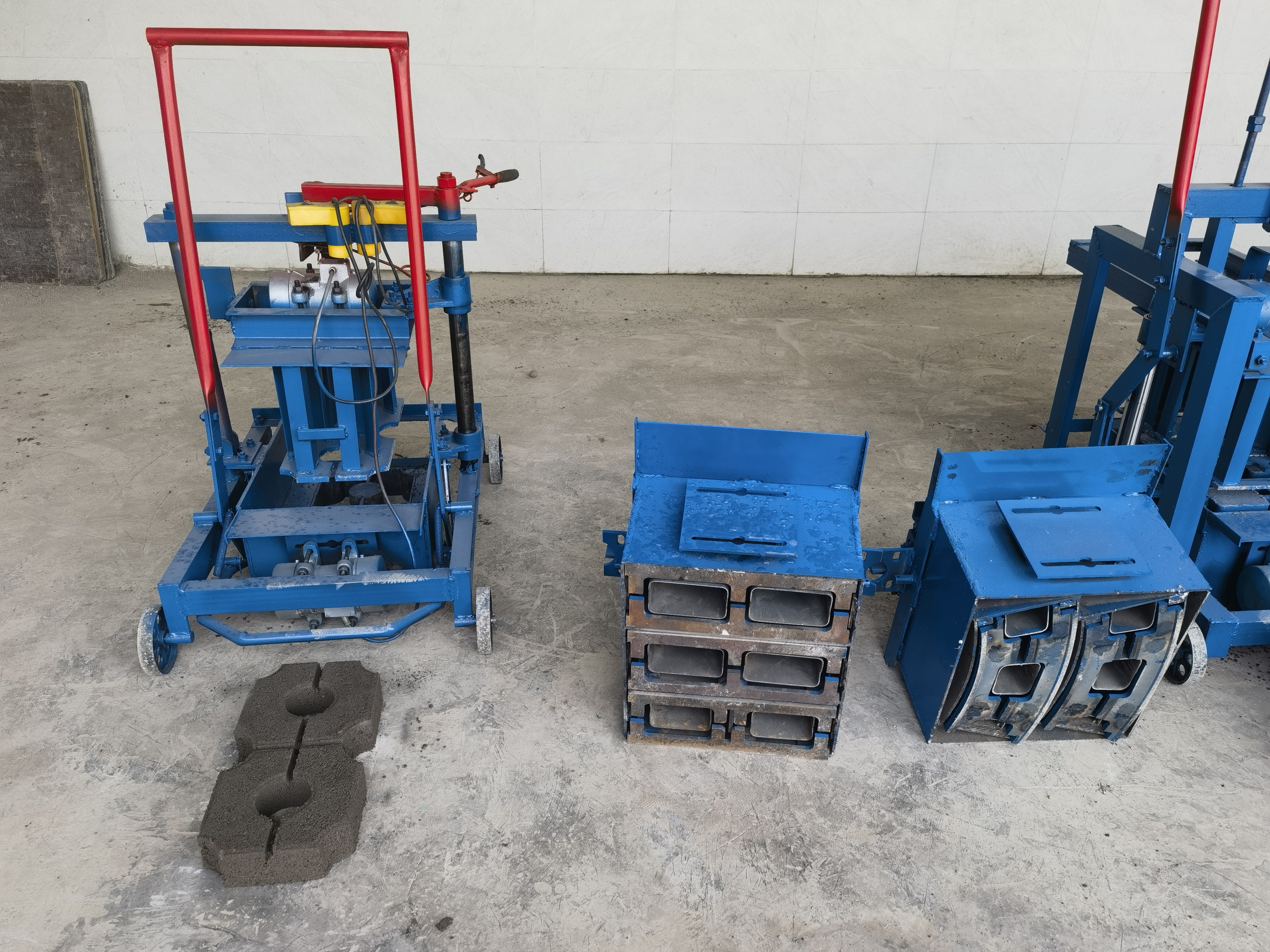 Factory Sale Block Making Machine Concrete Hollow Solid Interlocking Brick Making Machine