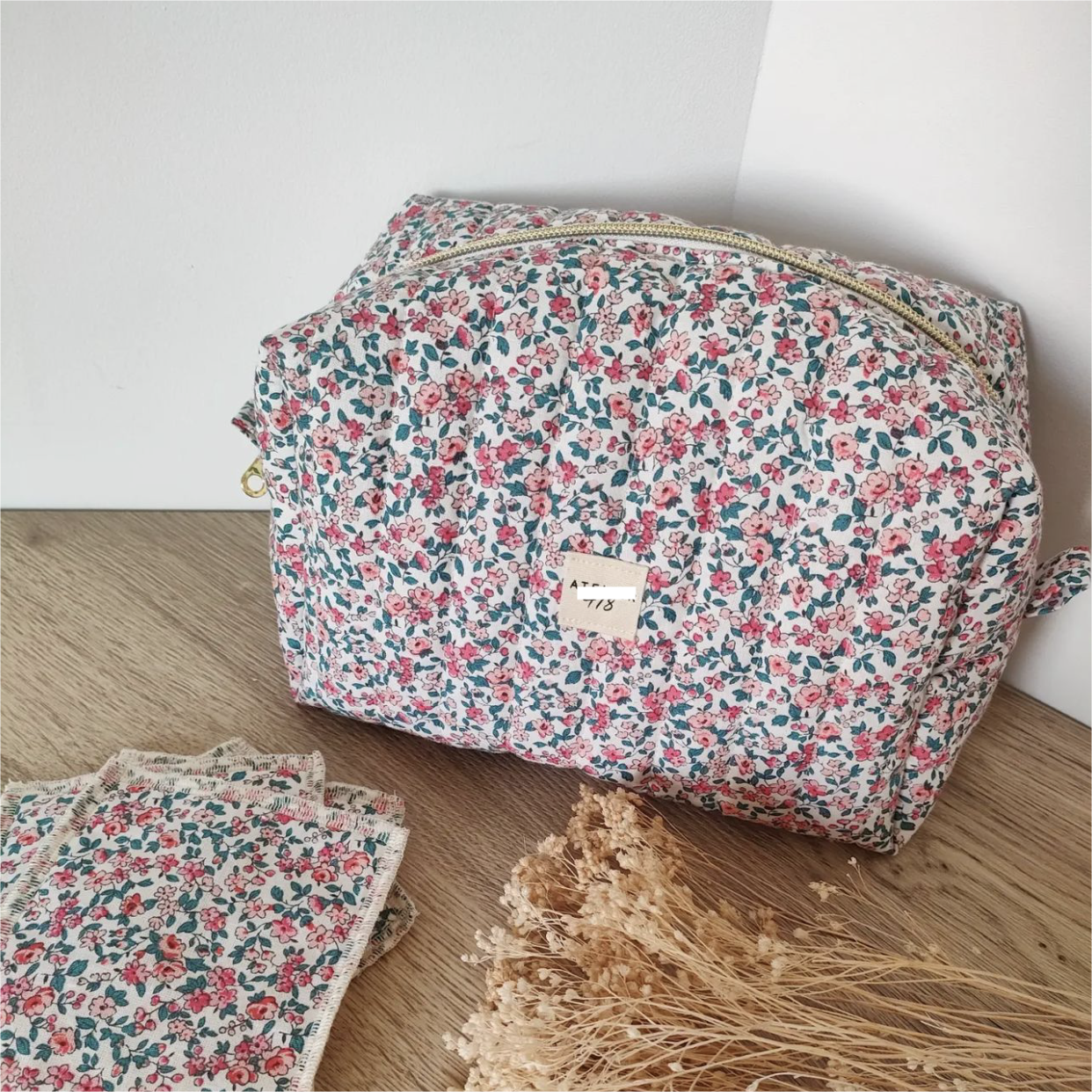 lovely Gifts floral fabric makeup bag Blossom Women foliage toiletry travel pouch Summer Quilted Cotton Cosmetic Bag