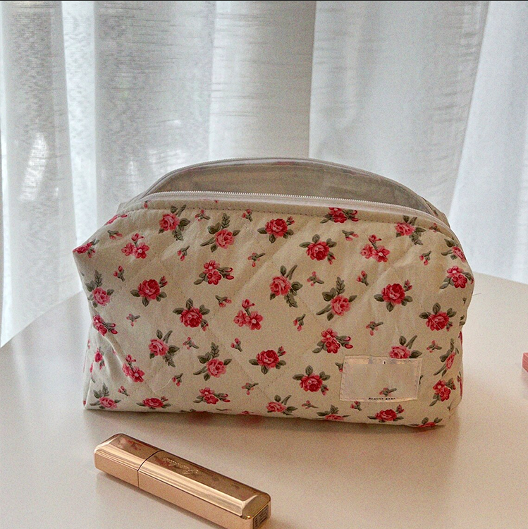 Personalized cotton cosmetic bag quilted floral fabric cosmetic bag pretty print travel toiletry pouch