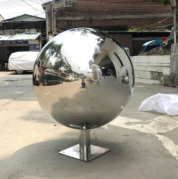 High Mirror Polished Stainless Steel Water  Fountain Ornament