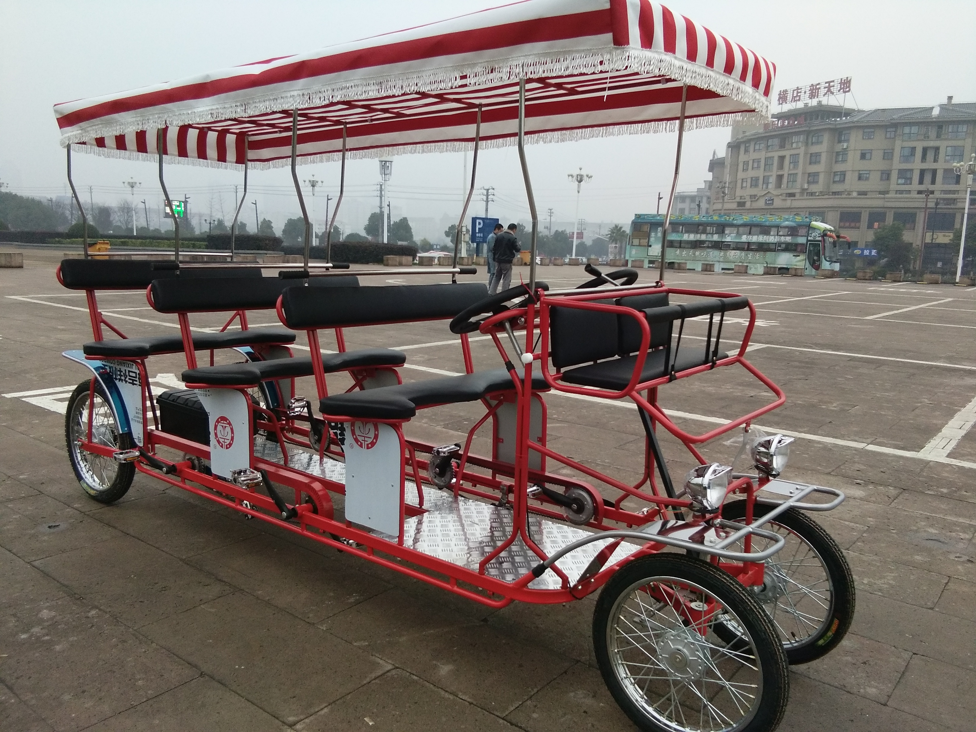 6 PERSONS  ELECTRIC PEDAL  ASSISTED  SURREY BIKE WITH LED LIGHT QUADRICYCLE