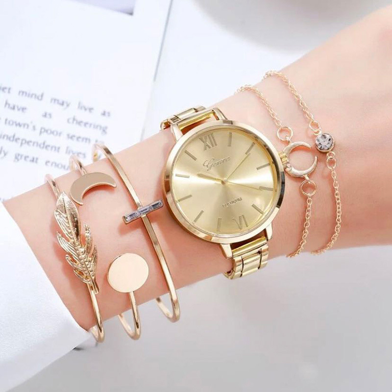 New Arrival Vogue Gold Stainless Steel Watches Women Ladies Quartz Dress Bracelet Watches With Bracelet