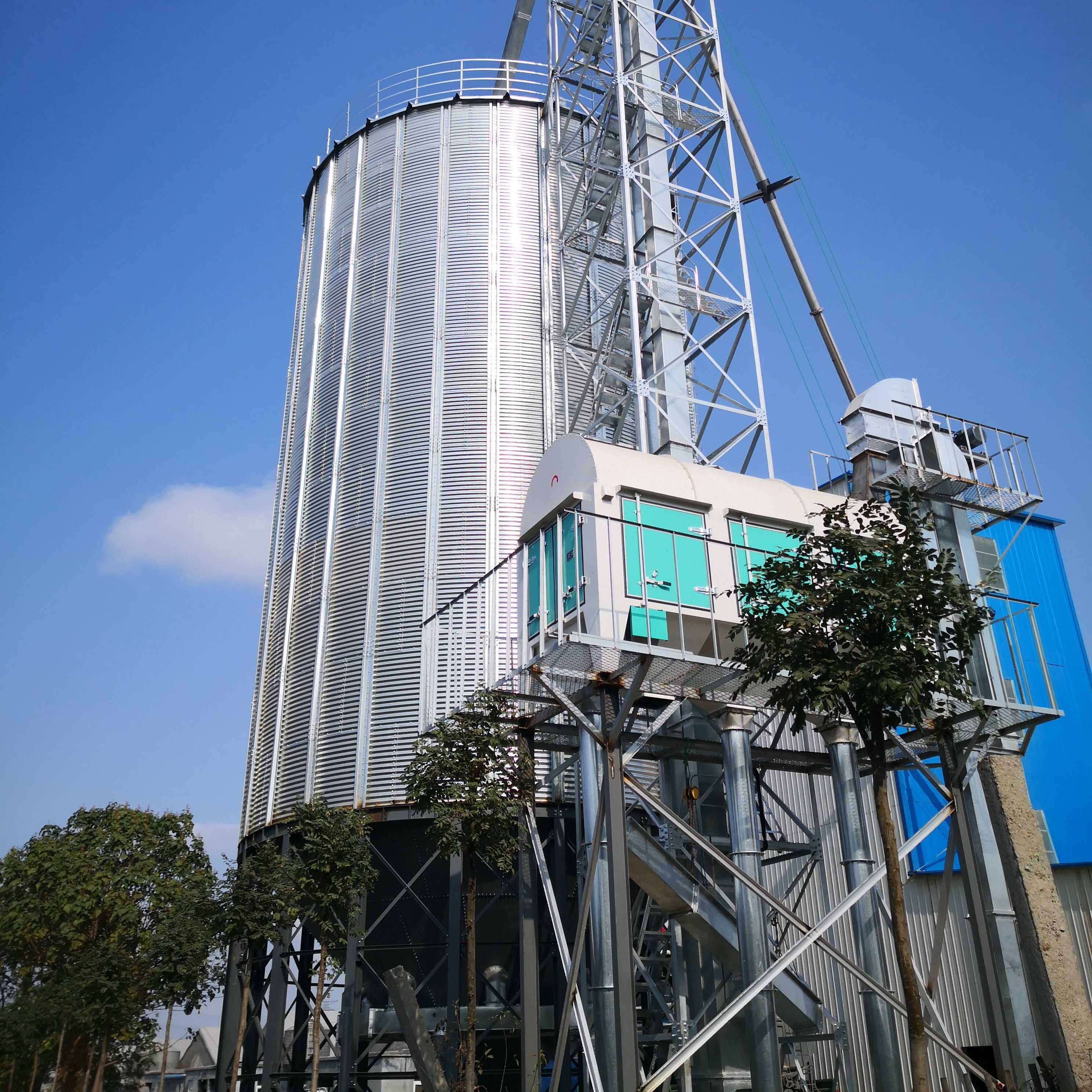 Farm used 5t 10t 20t galvanized feed silo steel  grain silo for poultry feed animal breeding farming feed bins for sale